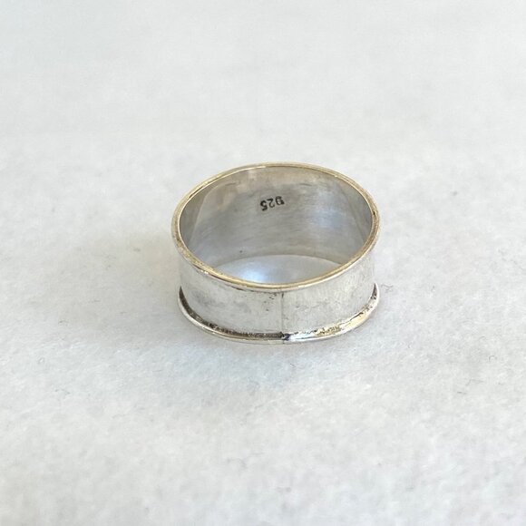 Sterling Silver 925 Oval Bezel Set Turquoise Cigar Band Ring Size 5.75 NEW - Picture 7 of 16